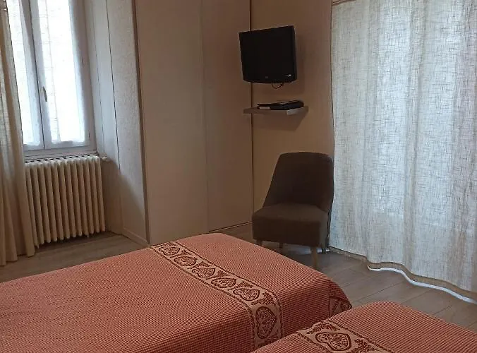 Apartman Isaline, Cyclamens T1 Bis-parking Prive *